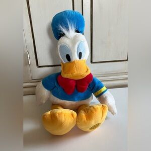 With Tag Authentic Disney Donald Duck Sailor Outfit Plush Stuffed Animal Toy